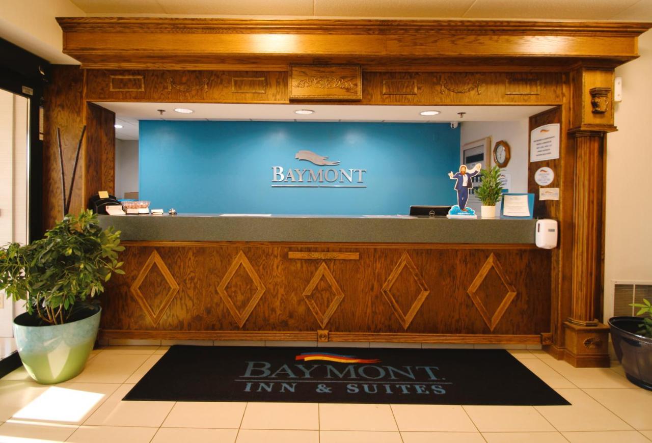 Hotel Baymont By Wyndham - Purdue 2*