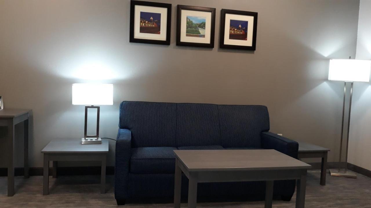 Baymont By Wyndham - Purdue Hotel 2*