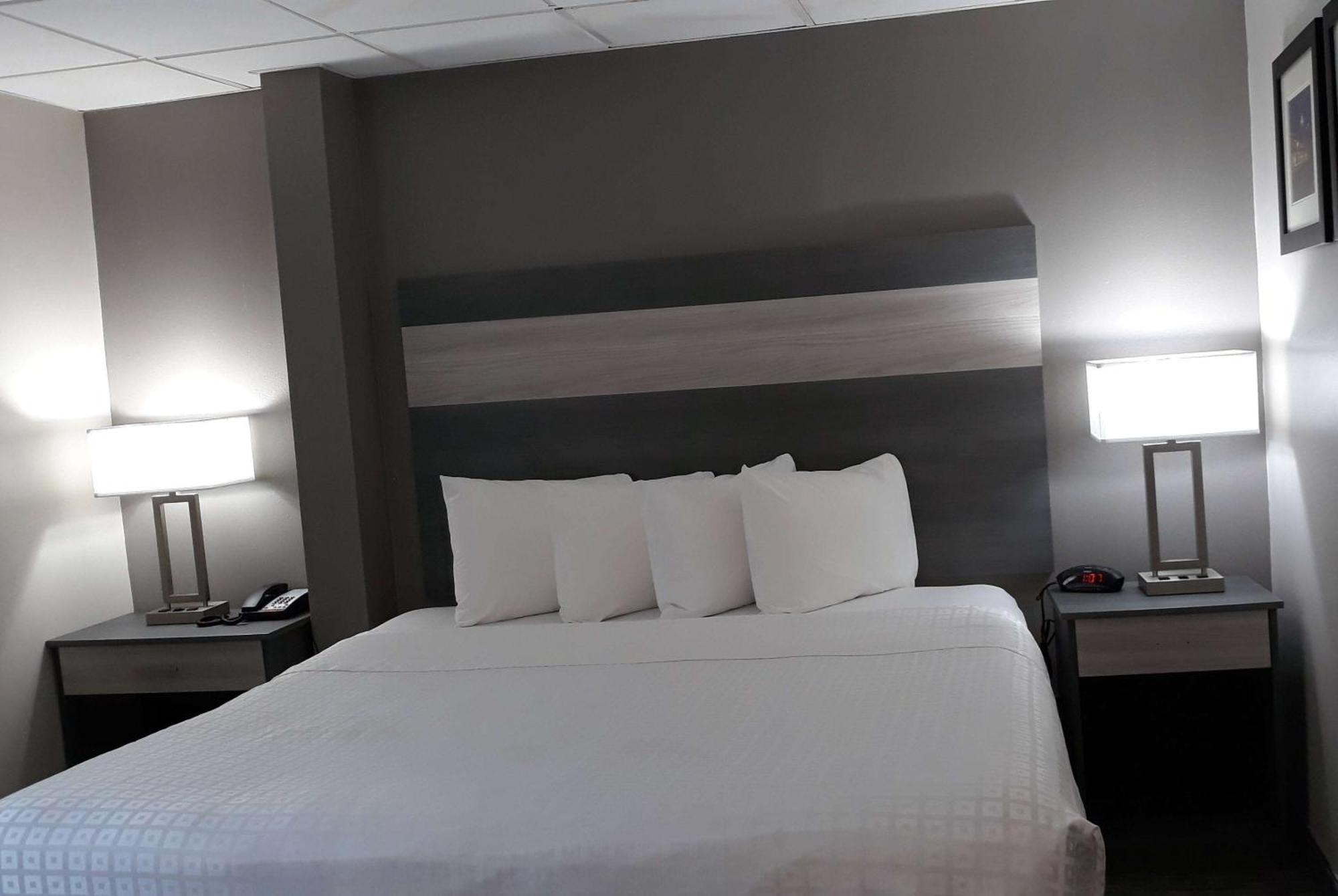 Baymont By Wyndham - Purdue 2*