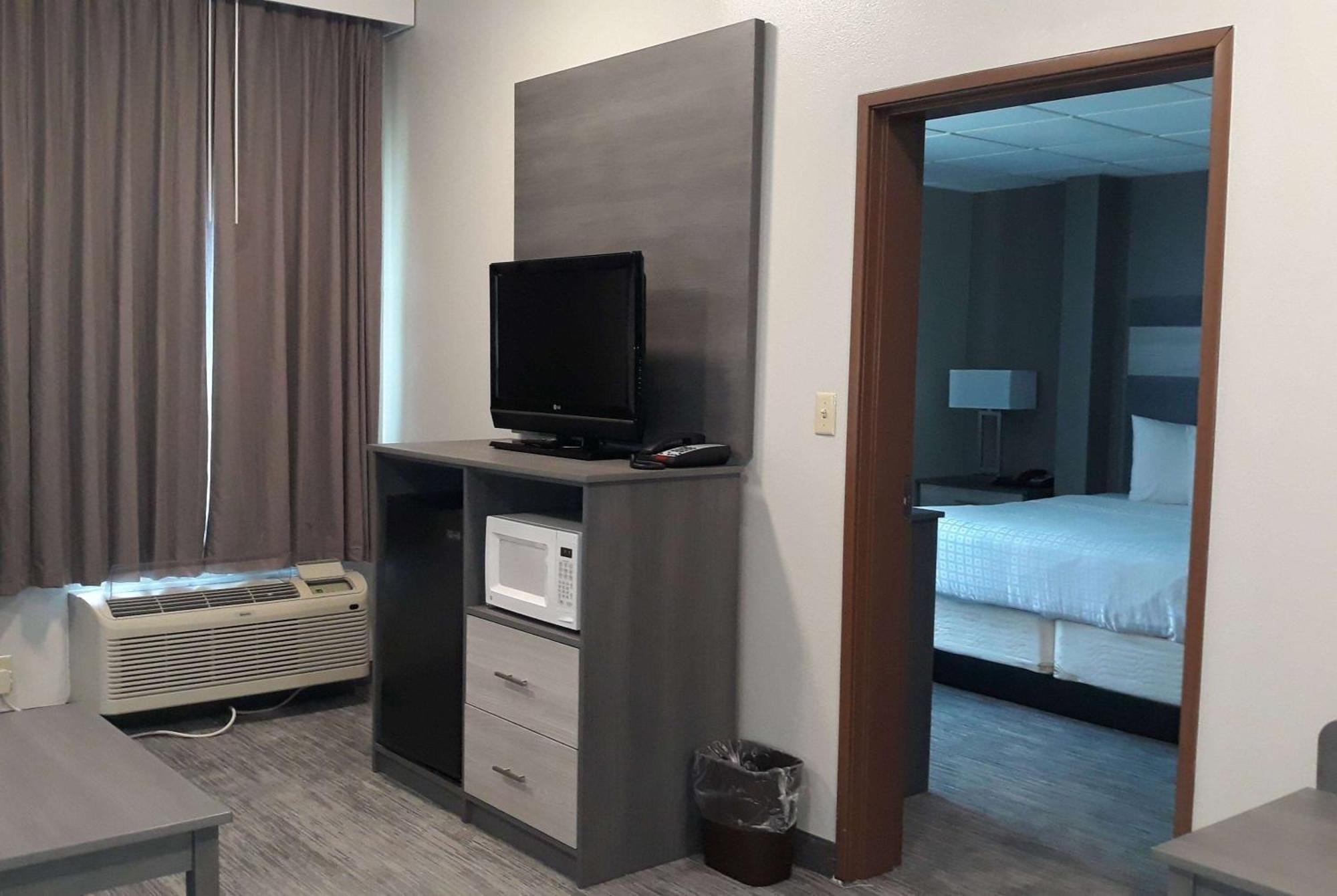 Baymont By Wyndham - Purdue 2* Lafayette